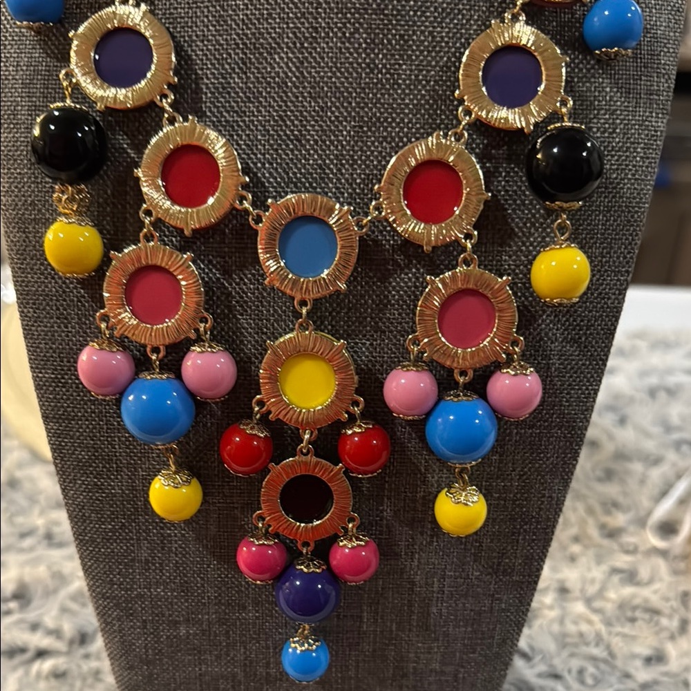 Colorful Statement Necklace - Picture 6 of 6
